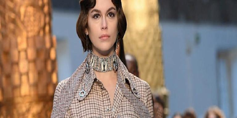 KAIA GERBER’DEN BİR SAÇ DEĞİŞİMİ DAHA!