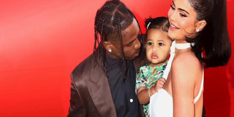 TRAVIS SCOTT KIZI STORMİ’Yİ YETİŞTİRME TARZI HAKKINDA KONUŞTU