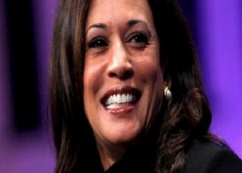 KAMALA HARRIS’İN HİNDİ TARİFİ VİRAL OLDU