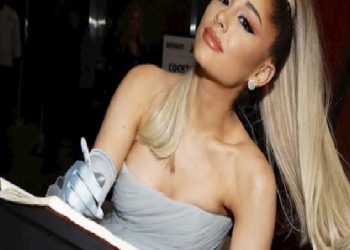 ARIANA GRANDE NİŞANLANDI!