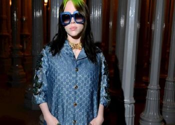 BILLIE EILISH YEŞİL SAÇLARINA VEDA EDİYOR