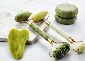 İÇ VE DIŞ GÜZELLİĞİMİZ DOĞAL TAŞLI MASAJ ALETLERİNE EMANET