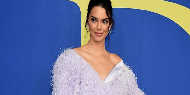KENDALL JENNER’IN SÜRPRİZ GİRİŞİMİ