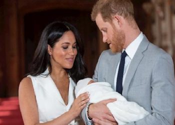 MEGHAN MARKLE, HAMİLELİK DUYURUSU İLE PRENSES DIANA’YI ANDI