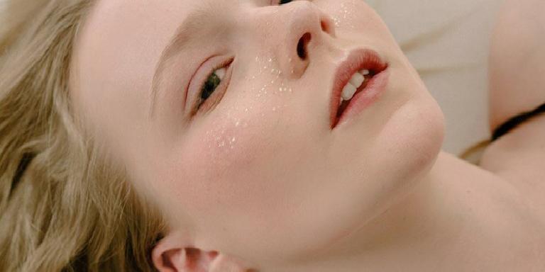 2021’İN GÜZELLİK TRENDİ: SKINIMALIZM