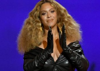 BEYONCE GRAMMY REKORTMENİ OLDU!