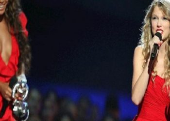 TAYLOR SWIFT, BEYONCE’NİN ELLE YAZDIĞI BİR NOTU PAYLAŞTI