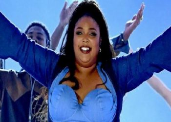 LIZZO FİLTRELERE KARŞI!