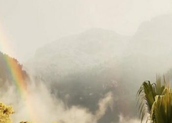 UMUTLAR GÖKYÜZÜ ŞARKISININ KLİBİ iPHONE İLE ÇEKİLDİ!