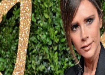 VICTORIA BECKHAM, JUSTIN BIEBER’IN HEDİYESİNİ HİÇ BEĞENMEDİ!