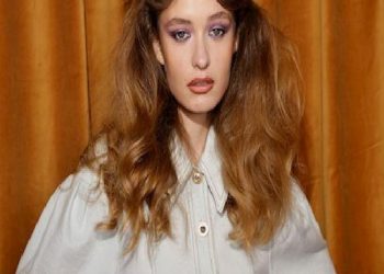 TATİL DÖNÜŞÜ BAKIM: NEMLENDİRİCİ SAÇ MASKELERİ