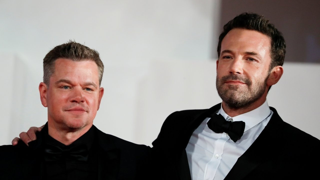 matt-damon-birakti-yeni-basrol-ben-affleck-oldu-GgCYA9nL.jpg
