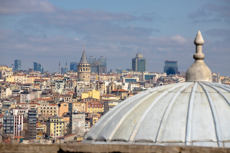 Kivanc-Tatlitug8217un-Yeni-Netflix-Dizisinde-Buyuk-Partner-Krizi-featured