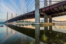 Shiloh-Jolie-Pitt-Annesiyle-Galada-Buyuledi-Stili-Gundem-Oldu-featured