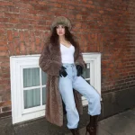 Su Burcu Yazgı Coşkun poz